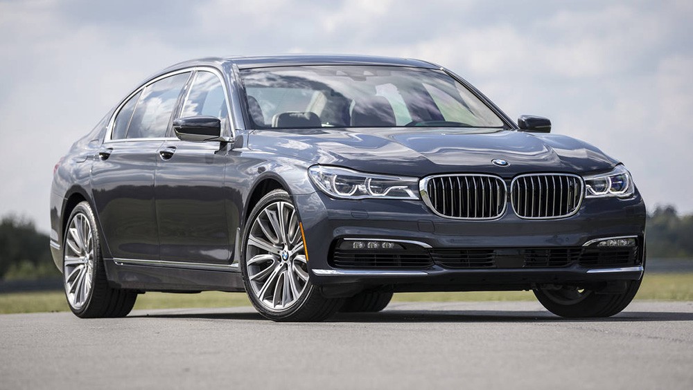 BMW 750i review V8 turbo limo tested in the UK Reviews 2023  Top Gear