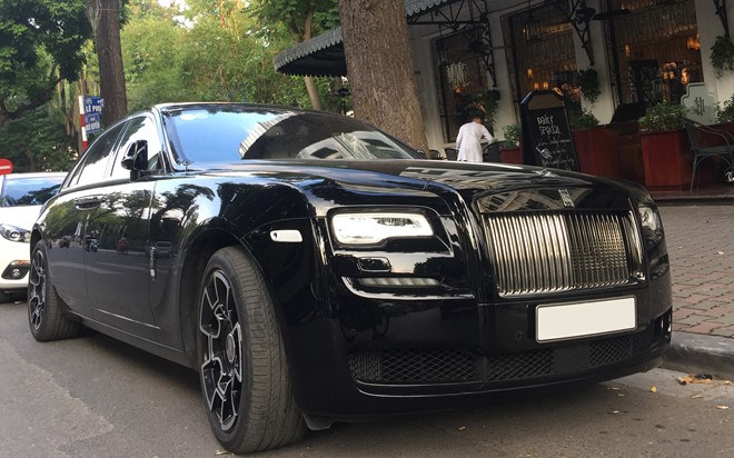 Rolls-Royce Ghost Black Badge xuất hiện ở Hà Nội