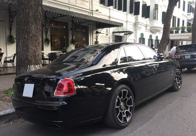 Động cơ của Rolls-Royce Ghost Black Badge