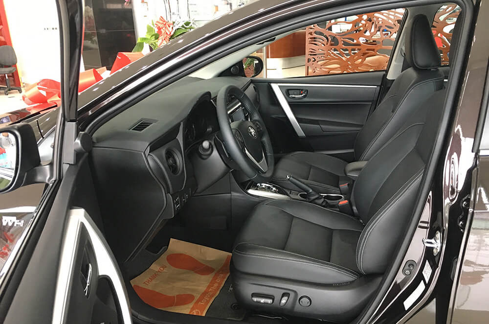 So sánh ghế ngồi của Toyota Corolla Altis 2017 và Kia Cerato 2017 ghế ngồi của Toyota Corolla Altis 2017 và Kia Cerato 2017