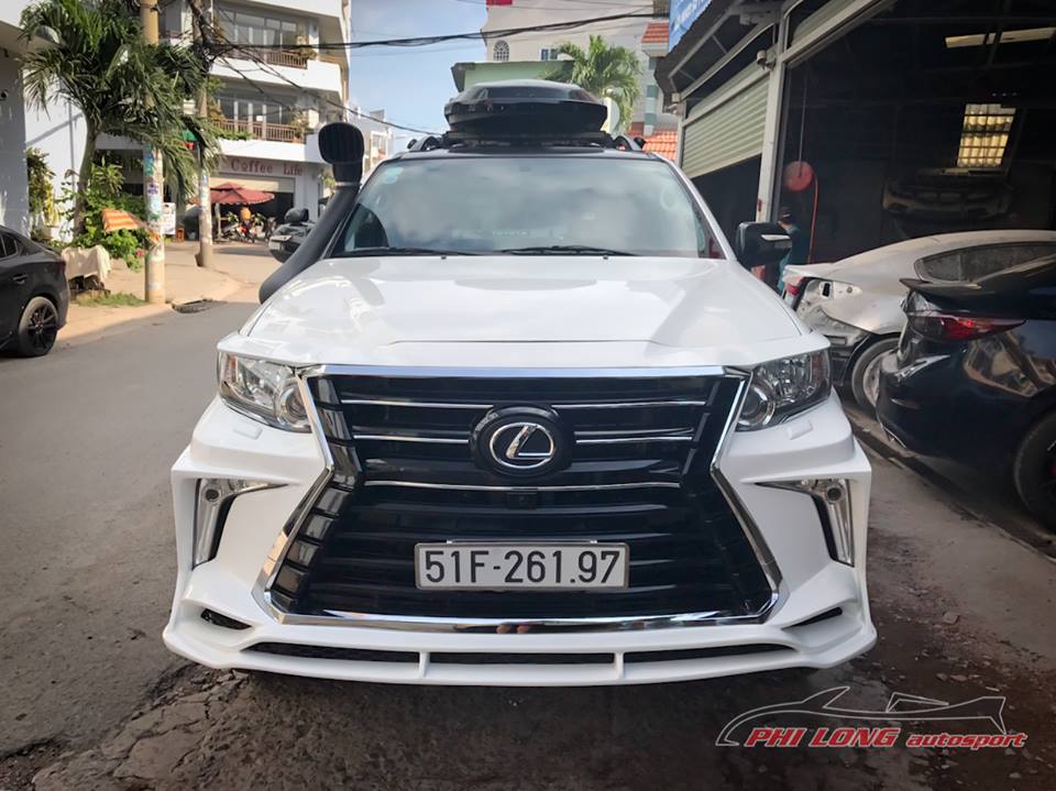 Toyota Fortuner lột xác, hóa thành SUV hạng sang Lexus 570