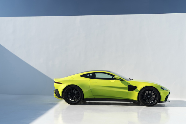 Aston Martin Vantage 2019