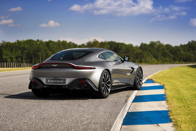 Aston Martin Vantage 2019