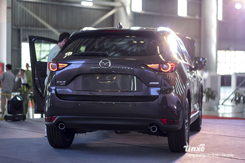 Cận cảnh Honda CX-5 2018 tại Việt Nam