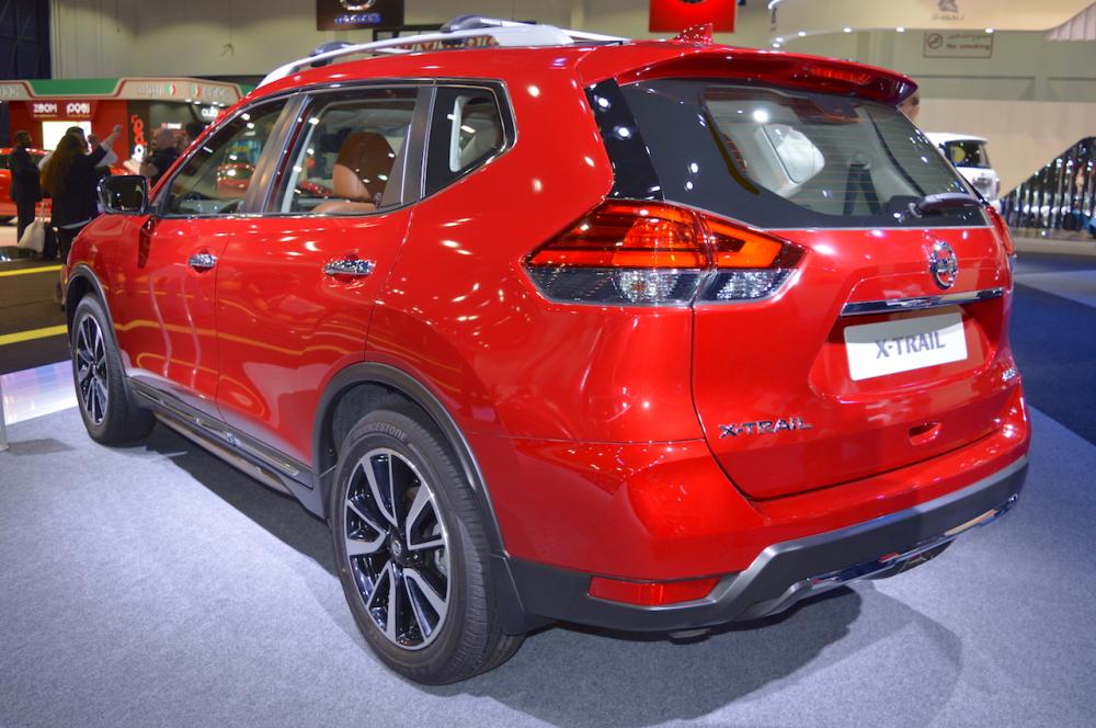 Cận cảnh thiết kế của Nissan X-Trail 2018 ngoài đời thực