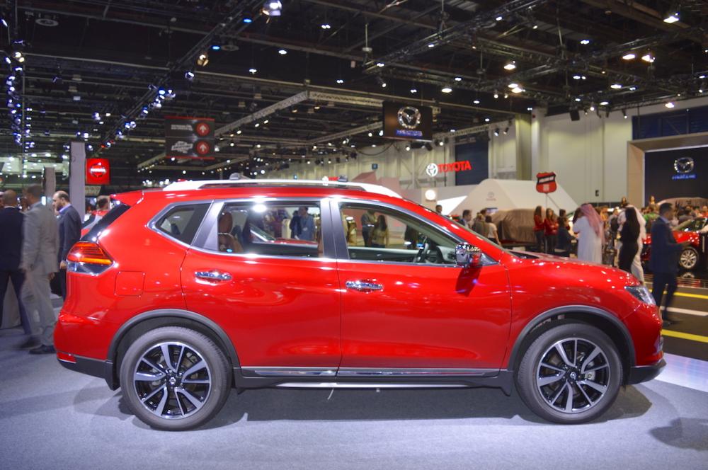 Cận cảnh thiết kế của Nissan X-Trail 2018 ngoài đời thực