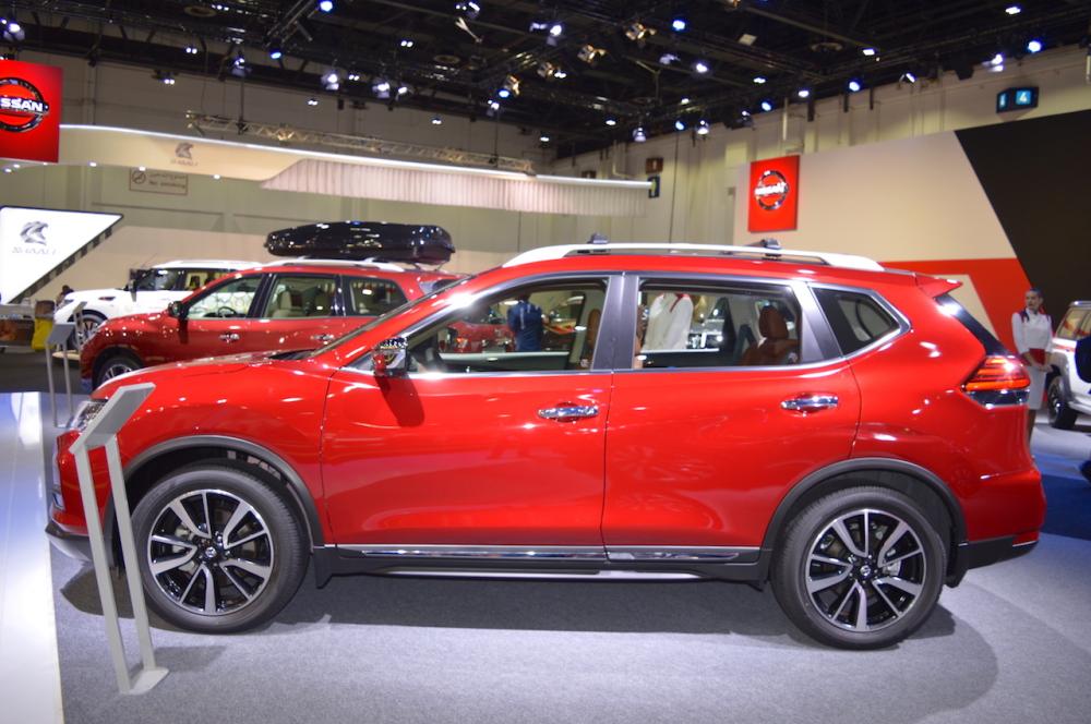 Cận cảnh thiết kế của Nissan X-Trail 2018 ngoài đời thực