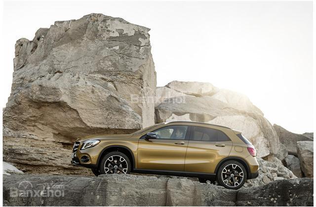 Mercedes GLA 2018 cho trải nghiệm lái nhanh nhạy