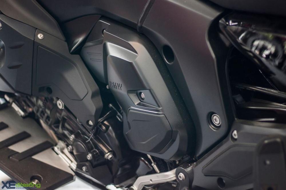 Cận cảnh BMW K1600B đầu tiên Việt Nam, giá khoảng 1,25 tỉ đồng