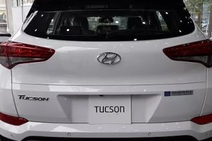 So sánh xe Hyundai Tucson 2017 CKD và Mazda CX-5 2016