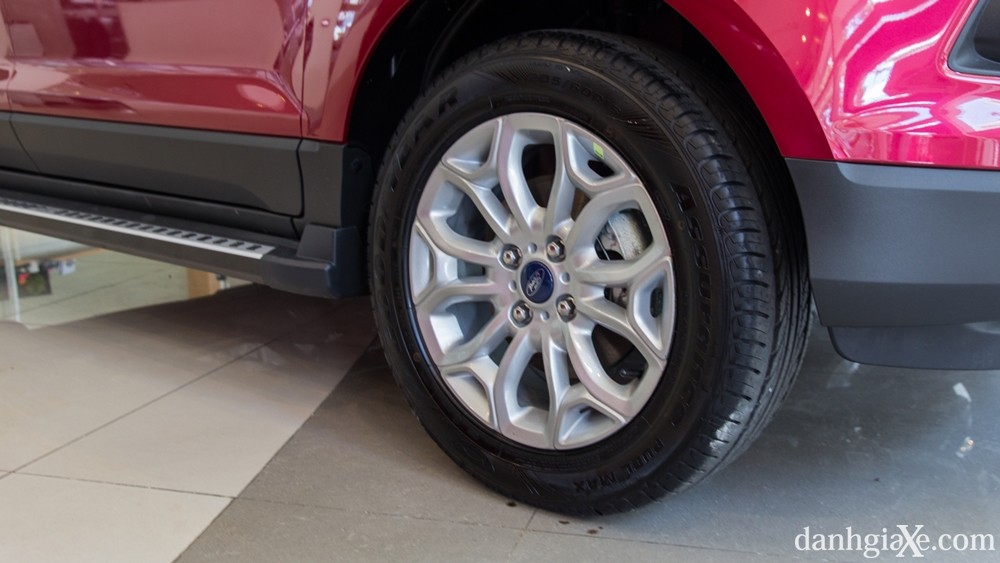 Đánh giá xe Ford EcoSport 2016: Mẫu xe gia đình lý tưởng