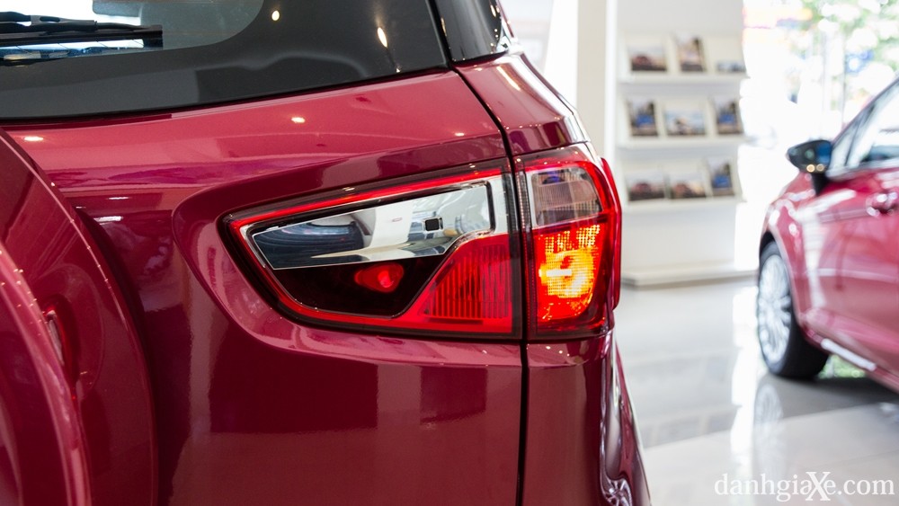 Đánh giá xe Ford EcoSport 2016: Mẫu xe gia đình lý tưởng