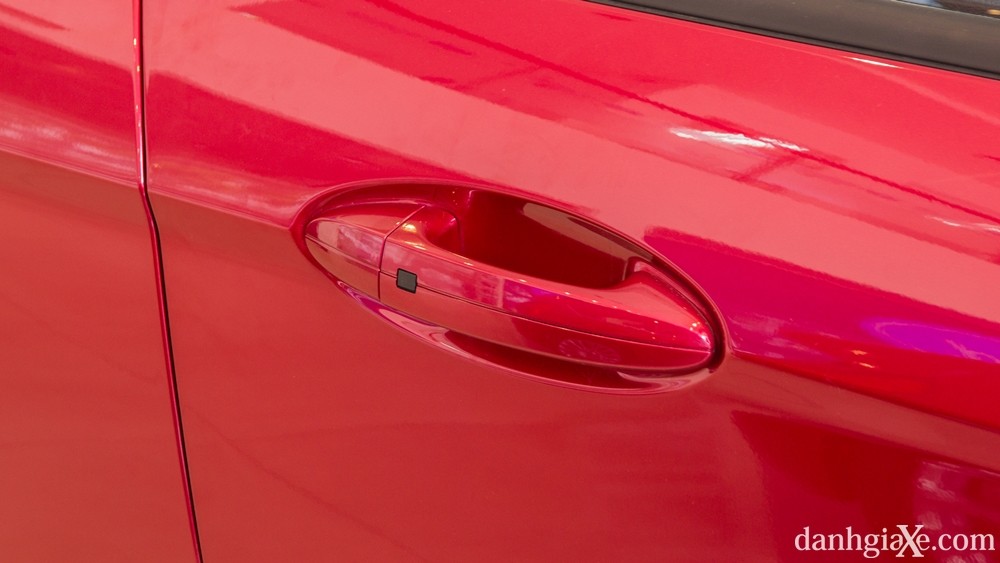 Đánh giá xe Ford EcoSport 2016: Mẫu xe gia đình lý tưởng