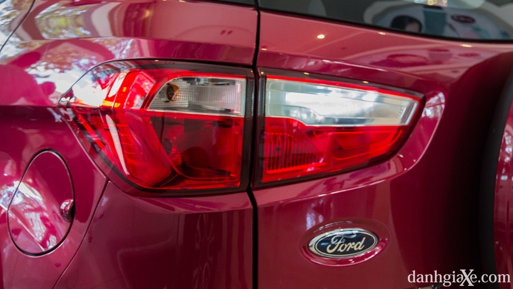 Đánh giá xe Ford EcoSport 2016: Mẫu xe gia đình lý tưởng