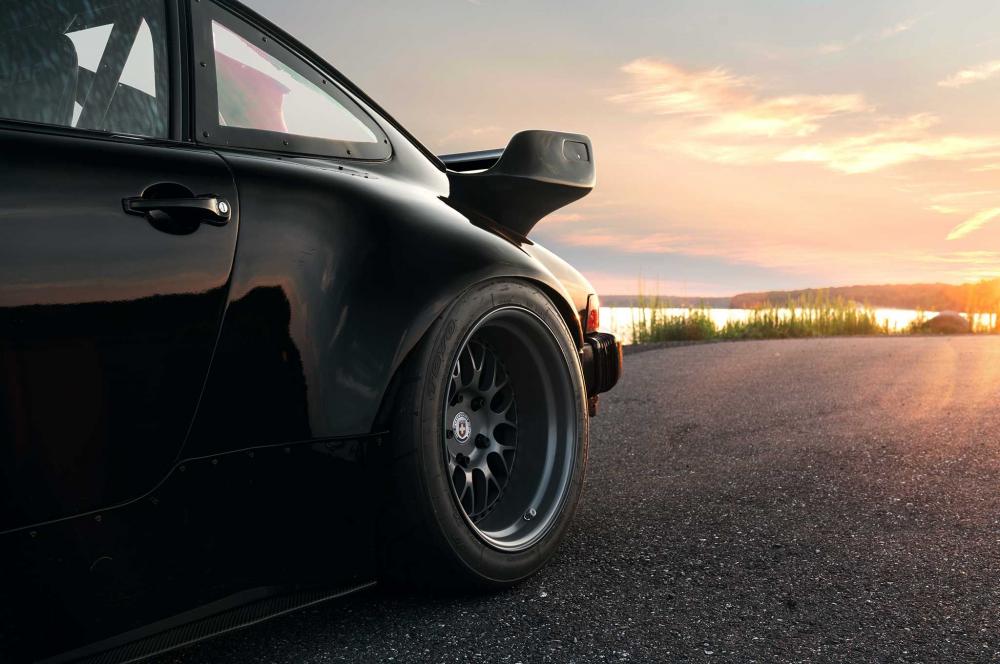 Lốp xe của Porsche 911 bản độ được nâng cấp mới Lốp xe của Porsche 911 bản độ