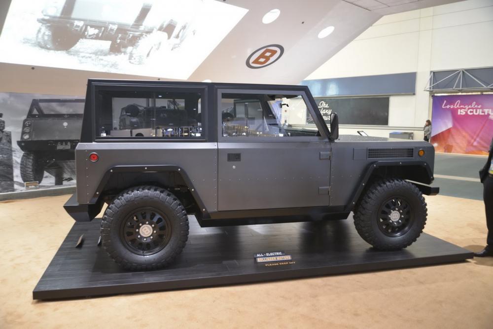 Bollinger B1 - Xe thể thao đa dụng chạy điện, AWD đầu tiên trên thế giới Bollinger B1 - Xe thể thao đa dụng chạy điện, AWD đầu tiên trên thế giới