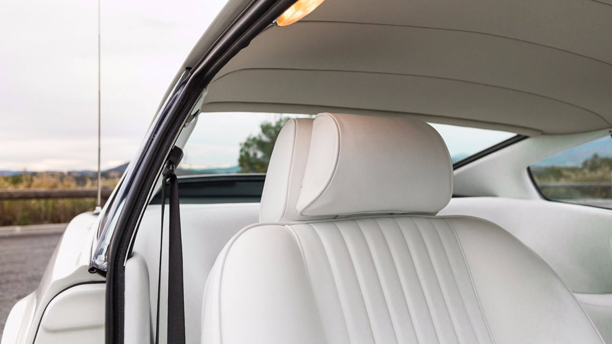 Ngắm Aston Martin V8 