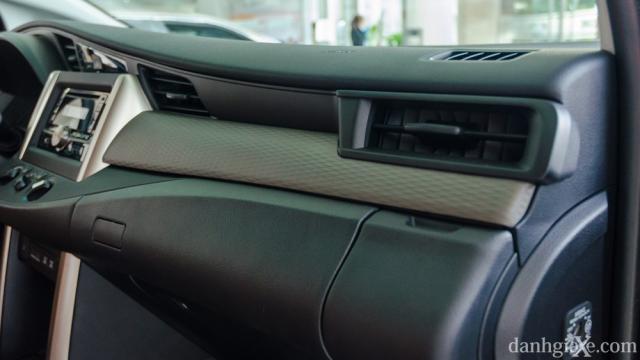 Đánh giá Toyota Innova 2016: Mẫu xe đáng mua trong phân khúc xe gia đình Đánh giá Toyota Innova 2016: Mẫu xe đáng mua trong phân khúc xe gia đình