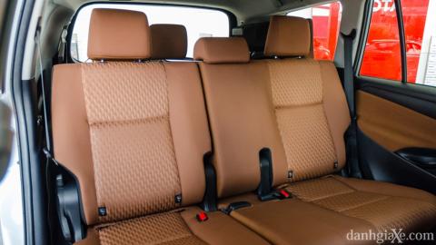 Đánh giá Toyota Innova 2016: Mẫu xe đáng mua trong phân khúc xe gia đình Đánh giá Toyota Innova 2016: Mẫu xe đáng mua trong phân khúc xe gia đình