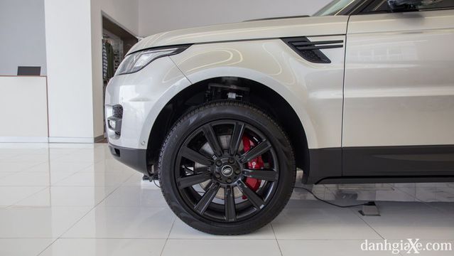 Đánh giá xe Land Rover Range Rover Sport 2017
