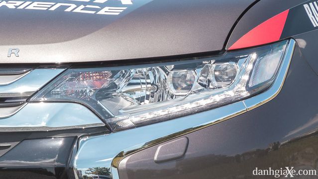 Đánh giá xe Mitsubishi Outlander 2017: Sự lựa chọn hoàn hảo cho quý ông Đánh giá xe Mitsubishi Outlander 2017: Sự lựa chọn hoàn hảo cho quý ông