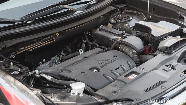 Đánh giá xe Mitsubishi Outlander 2017: Sự lựa chọn hoàn hảo cho quý ông Đánh giá xe Mitsubishi Outlander 2017: Sự lựa chọn hoàn hảo cho quý ông