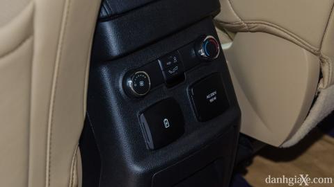 Đánh giá xe Ford Explorer 2017: Mạnh mẽ đậm “chất” Mỹ