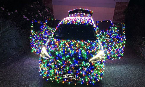 Hyundai SantaFe gắn đèn LED khắp thân 