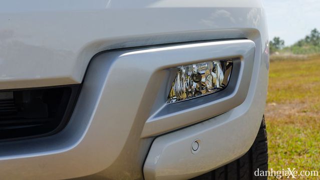 Đánh giá xe Ford Everest 2017: “Đắt xắt ra miếng” Đánh giá xe Ford Everest 2017