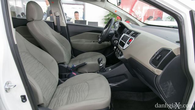 Đánh giá xe KIA Rio 2017: Thiết kế nhỏ gọn, giá cả hợp lý Đánh giá xe KIA Rio 2017