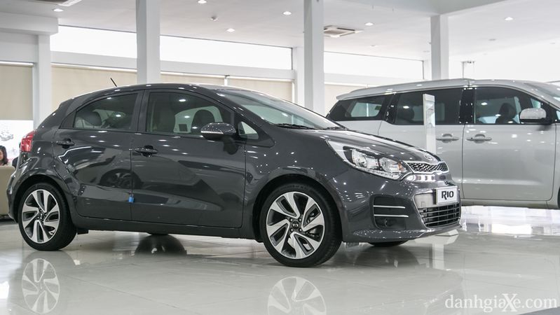 Đánh giá xe KIA Rio 2017: Thiết kế nhỏ gọn, giá cả hợp lý Đánh giá xe KIA Rio 2017