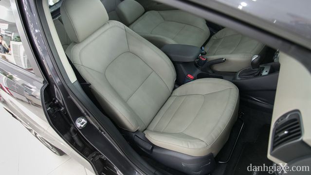 Đánh giá xe KIA Rio 2017: Thiết kế nhỏ gọn, giá cả hợp lý Đánh giá xe KIA Rio 2017