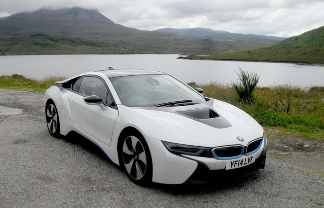 Phân biệt xe điện - BMW i8 Hybrid BMW i8 Hybrid