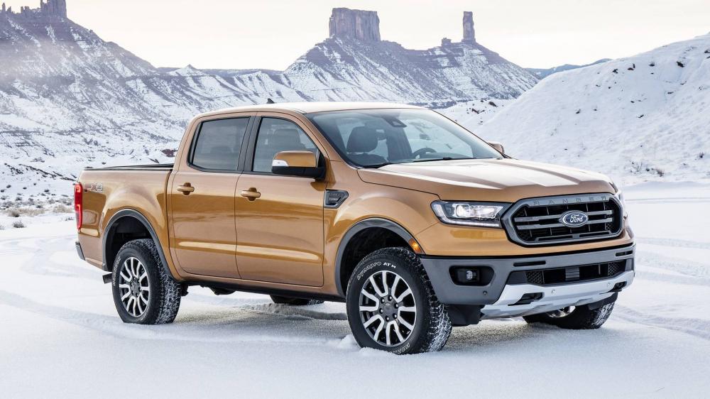 Ford Ranger 2019 dành cho người thành thị thích đi dã ngoại Ford Ranger 2019 đứng trên tuyết