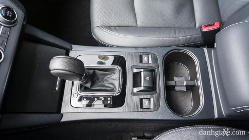 Đánh giá xe Subaru Outback 2017: Mẫu xe hơi cá tính cho khách hàng trung niên Đánh giá xe Subaru Outback 2017