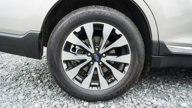 Đánh giá xe Subaru Outback 2017: Mẫu xe hơi cá tính cho khách hàng trung niên Đánh giá xe Subaru Outback 2017