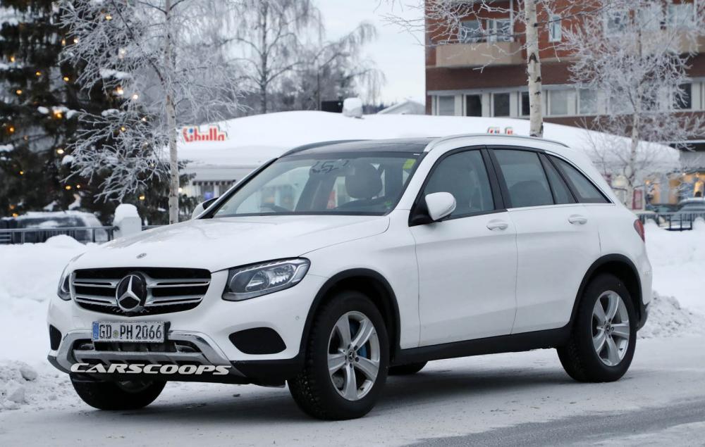 Đầu của Mercedes-Benz GLC 2019