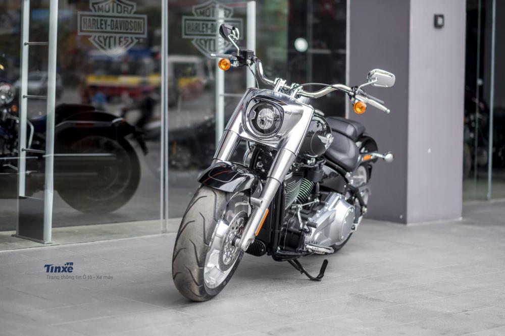 This Is The New 2018 HarleyDavidson Softail Fat Boy  Cycle World