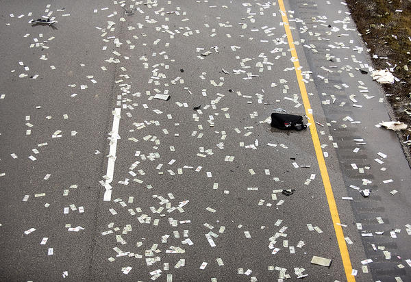 Tai nạn xe chở tiền