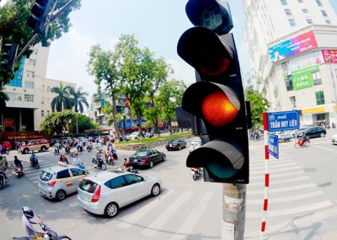 Điểm qua một số lỗi vi phạm giao thông nên chú ý khi lái xe chơi Tết