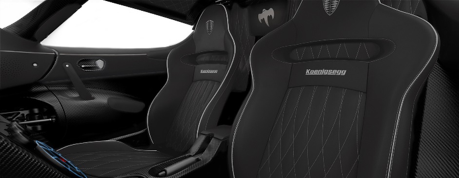 Bên trong Koenigsegg Agera Final Edition Vader Bên trong Koenigsegg Agera Final Edition Vader