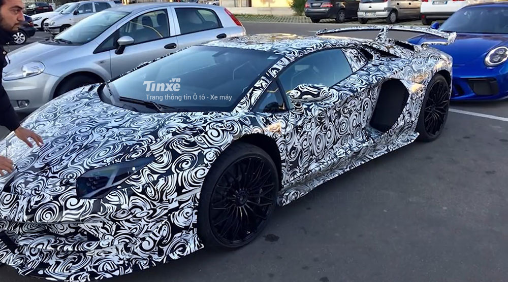 Lamborghini Aventador Performante