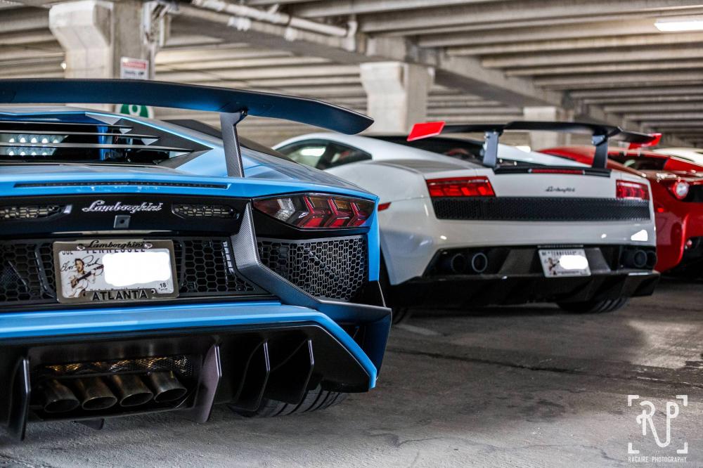 Bộ sưu tập xe phủ bụi