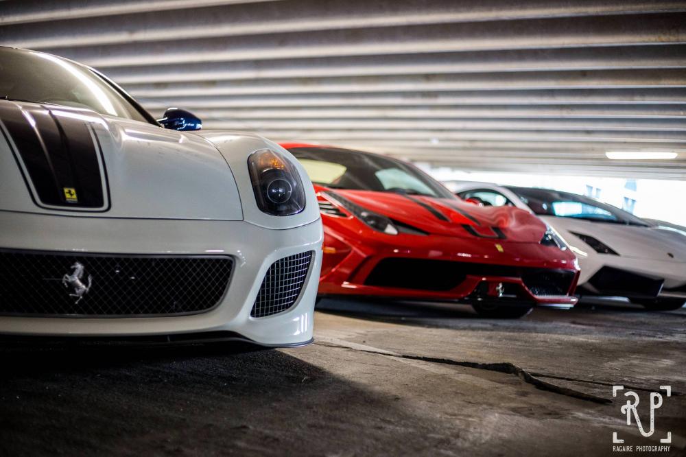 Bộ sưu tập xe phủ bụi