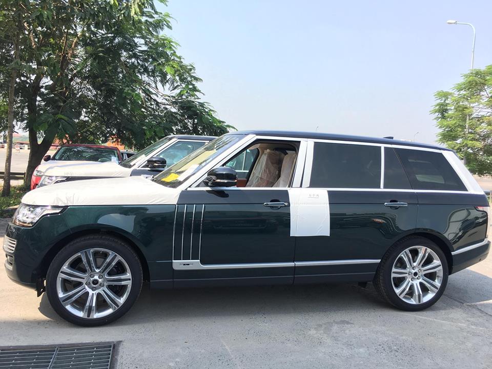 Range Rover SVautobiography 2017 tại Lào Cai Range Rover SVautobiography 2017 tại Lào Cai