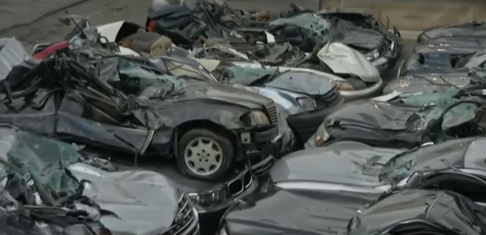 Nghiền nát xe sang nhập lậu, lời tuyên chiến của tổng thống Philippines