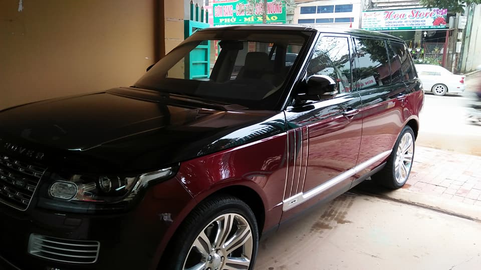 Range Rover SVAutobiography 2017 tại Sơn La