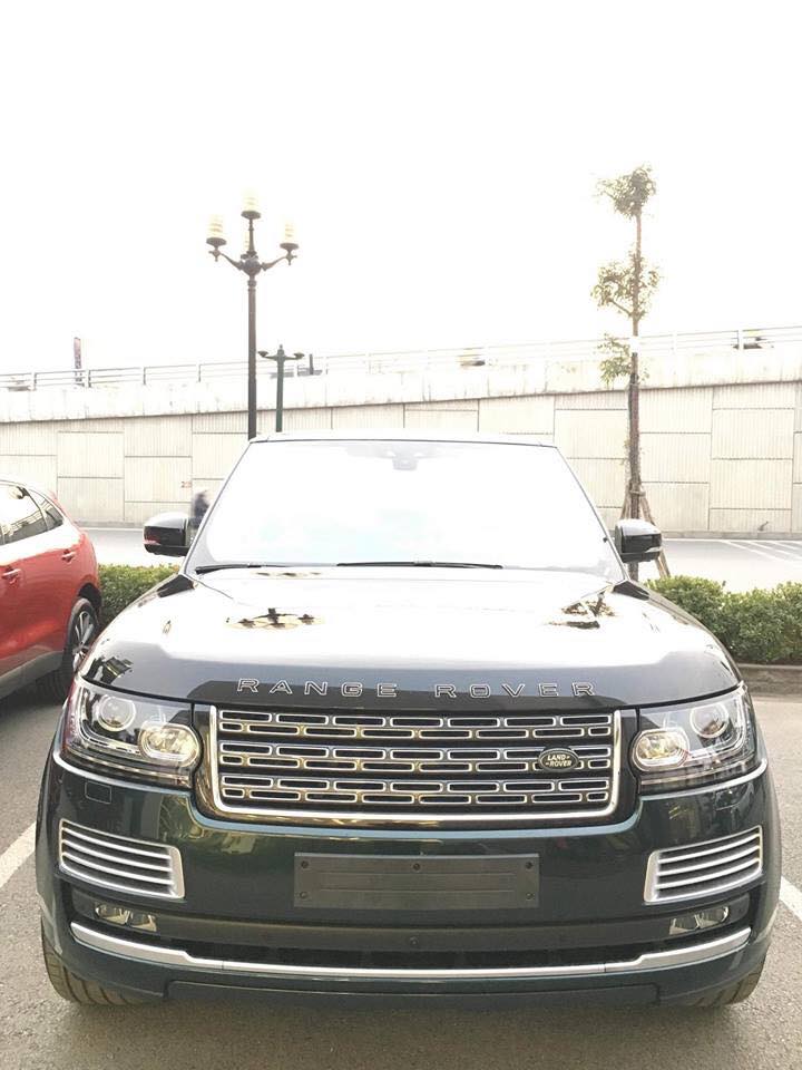 Range Rover SVAutobiography 2017 tại Lào Cai