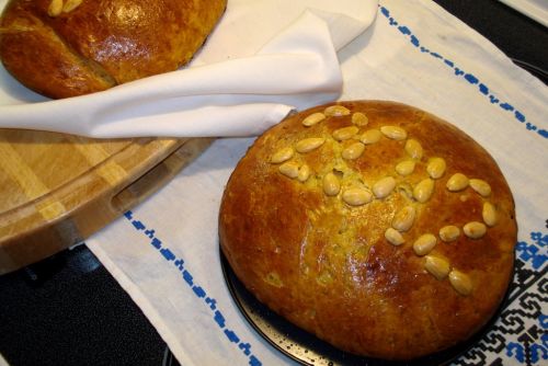 Vòng quanh thế giới và xem tục lệ đón Tết độc đáo cùng ô tô