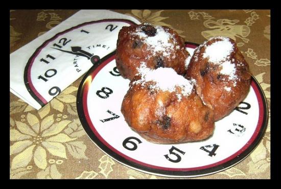 Vòng quanh thế giới và xem tục lệ đón Tết độc đáo cùng ô tô